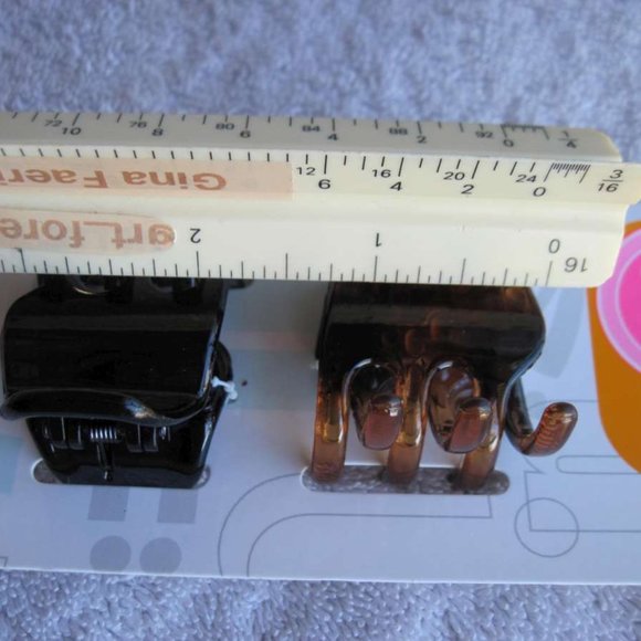 2 Scunci No Slip Grip All Day Hold Jaw Hair Clips Brown Black Plastic Claw Stay - Picture 2 of 6